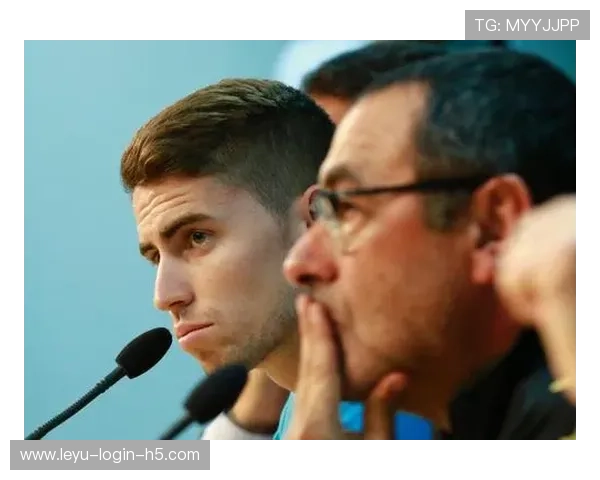 琼阿梅尼与若日尼奥的节奏掌控方式有何差异