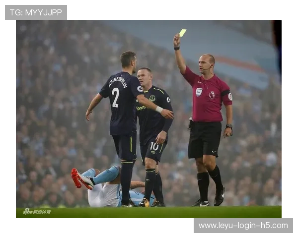 拖延时间判罚：裁判何时出示黄牌的关键条件